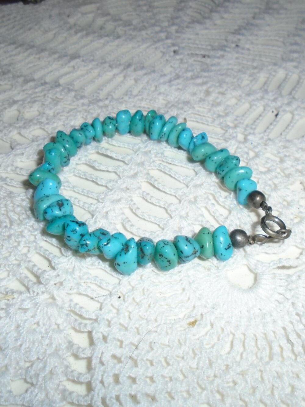 Small turquoise bracelet